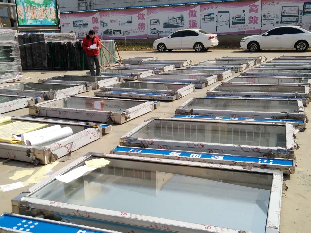 20170227891171.jpg 290671896501107953.jpg